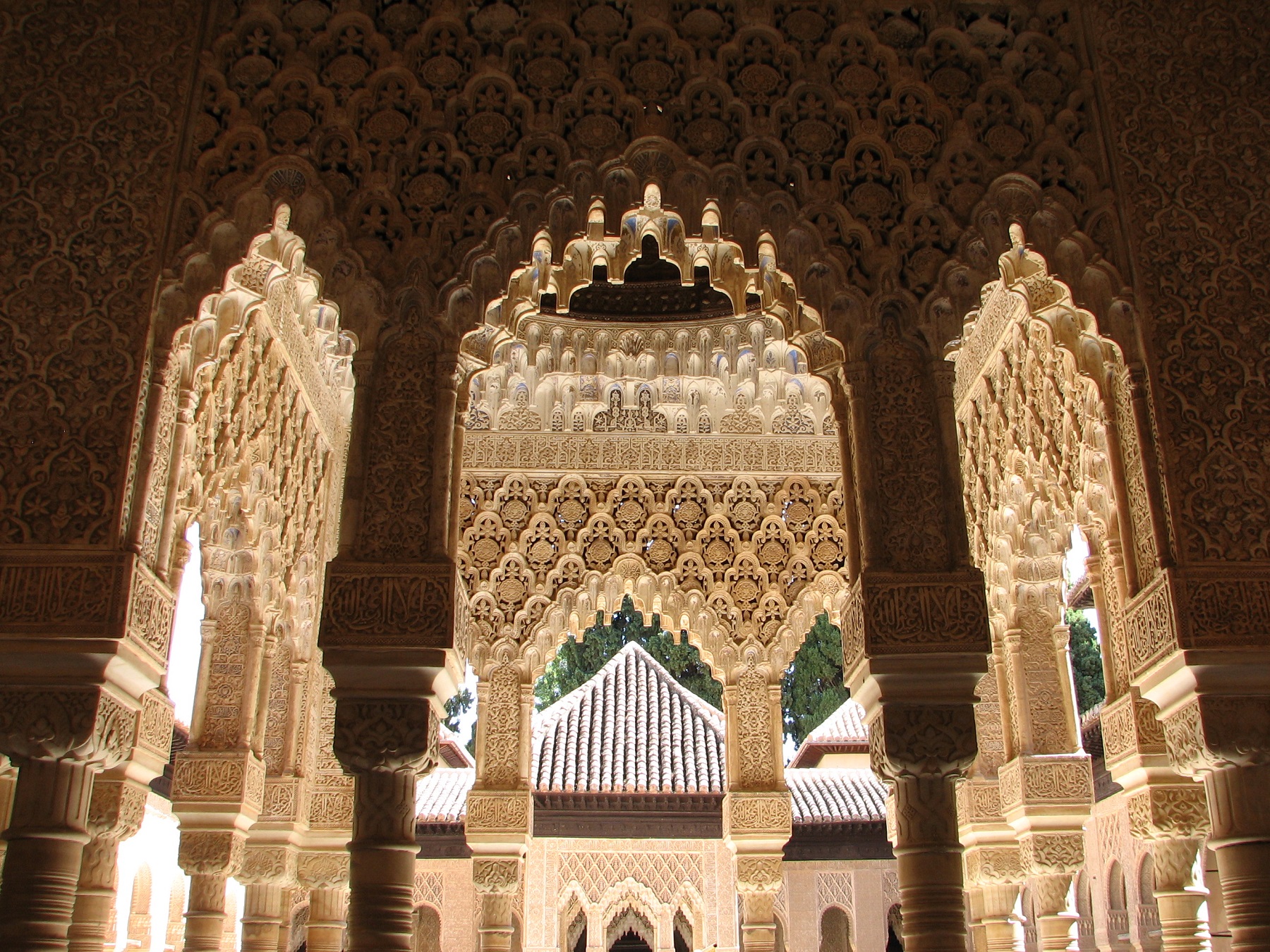 Granada Day Tour with Alhambra from Costa del Sol | JuliaTravel